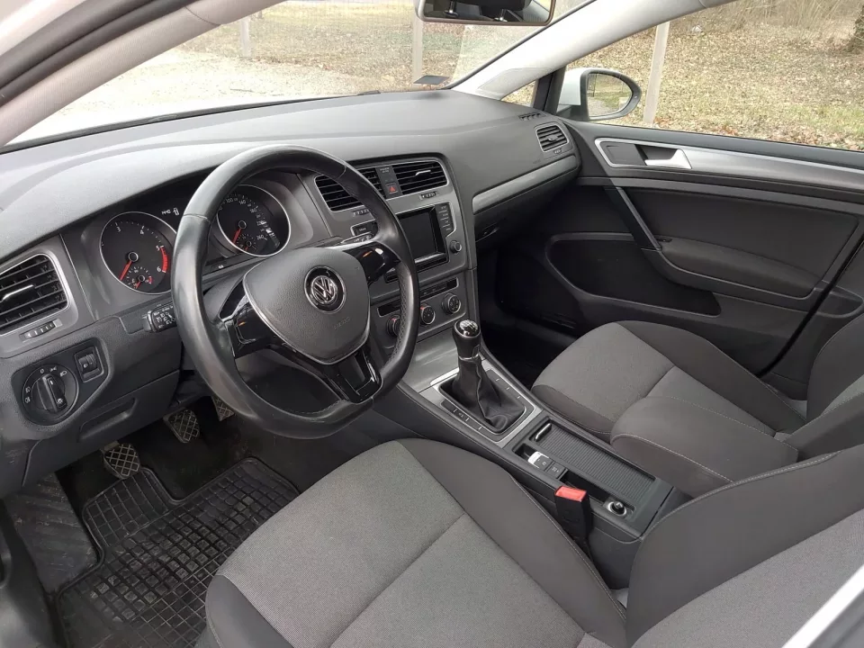 Volkswagen Golf VII 1.6 TDI Variant