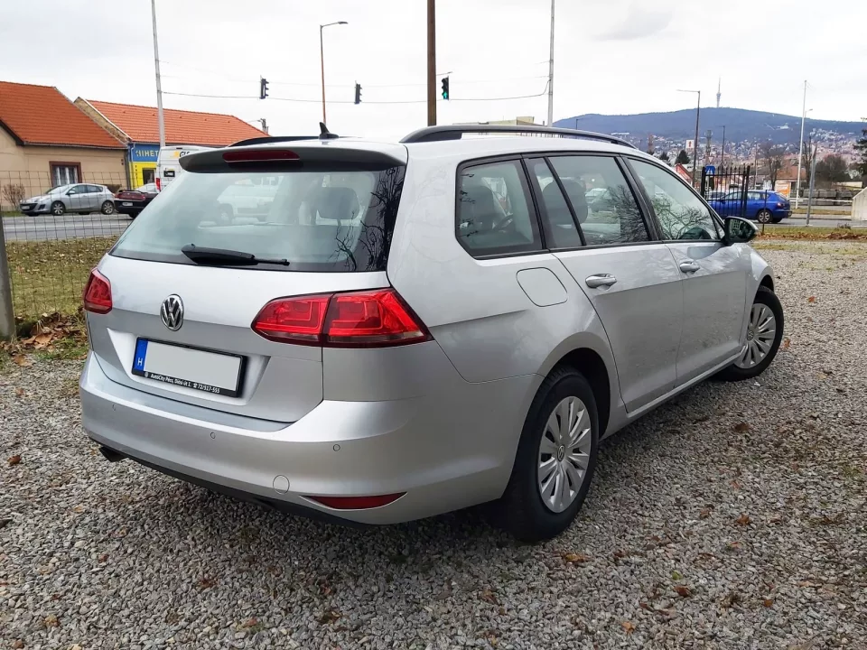Volkswagen Golf VII 1.6 TDI Variant DSG